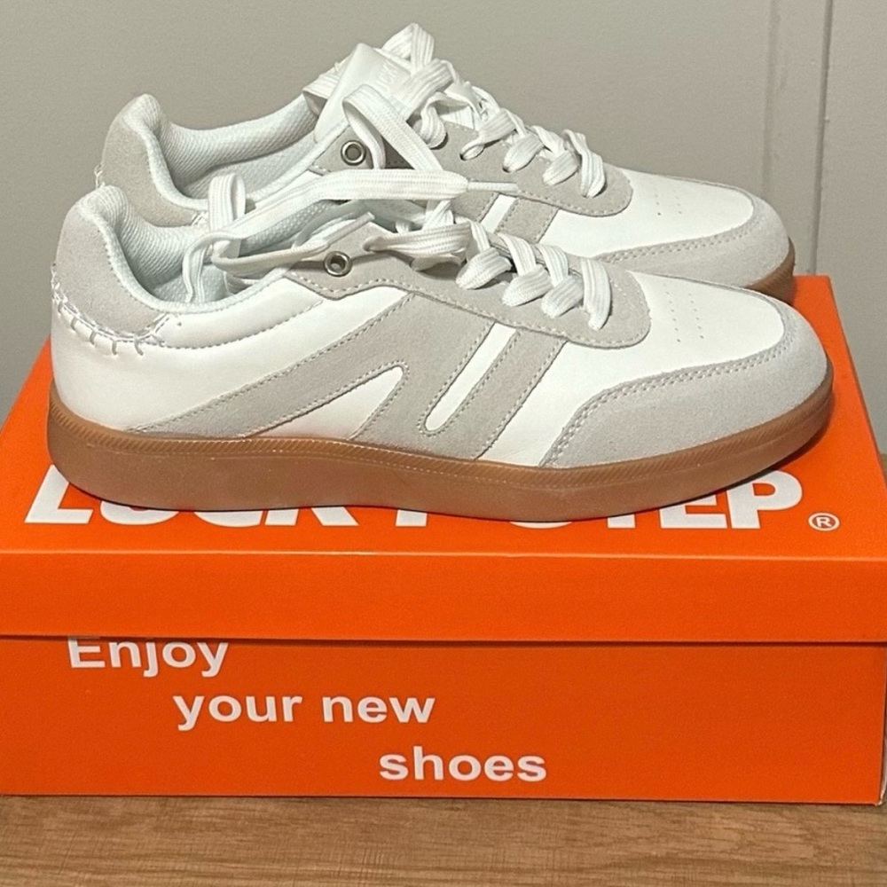 Lucky Step Women's White and Gray Sneakers